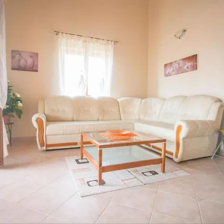 In - Istrien 47150 Villa *